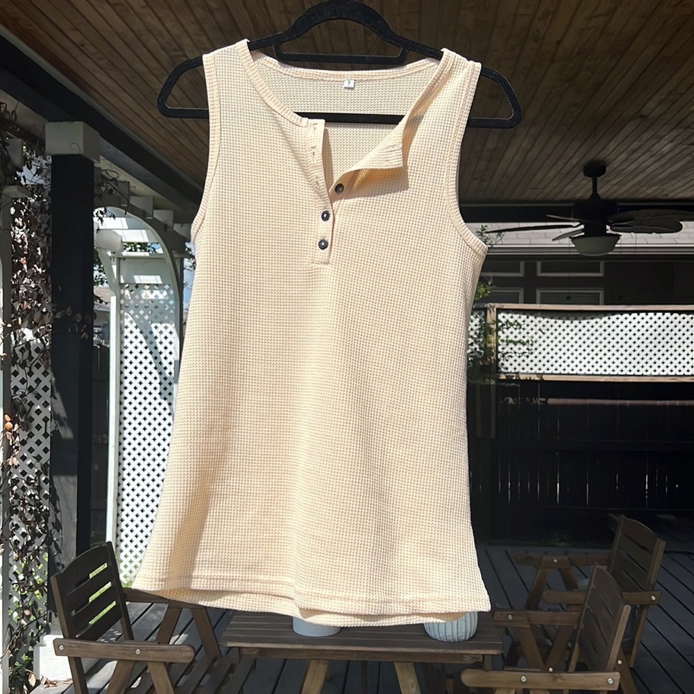 Cream Button Tank